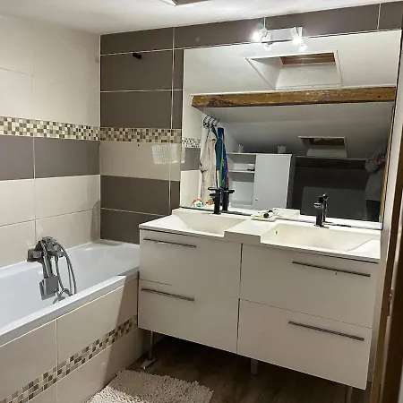 Vakantiehuis Grange Renovee Au Calme Le Barp