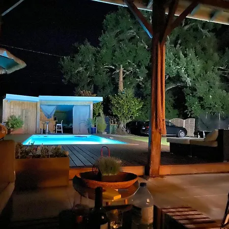 Grange Renovee Au Calme * Le Barp