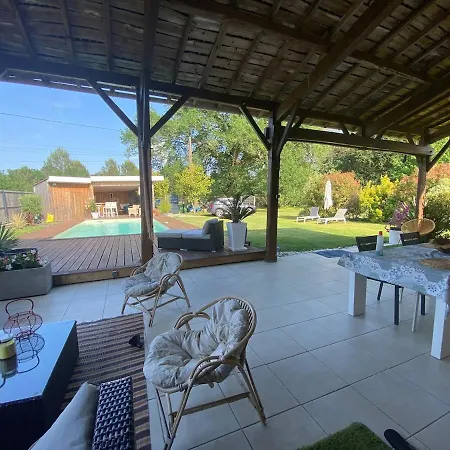 Vakantiehuis Grange Renovee Au Calme *