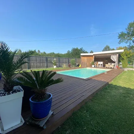 Vakantiehuis Grange Renovee Au Calme Le Barp